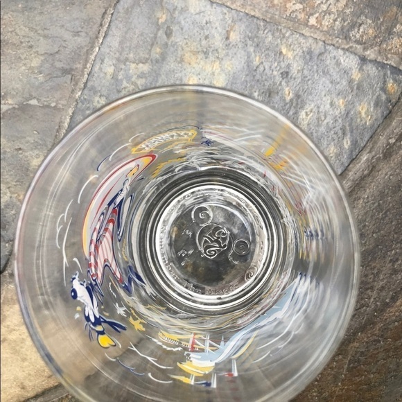 Goofy typhoon lagoon glass - Picture 5 of 5